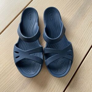 CROCS Kelli sandals Navy Blue Slide Crocs Sandals ladies size 8